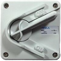 32 A 2 POLE  W/P Isolator Switch New