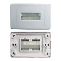 WALL PLATE WITH BRUSH, WHITE