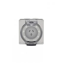 Buffalo -u00a0Socket IP66 15A 250V~ 3 Flat Pin, Less Enclosure  x1 - BUSO315LE
