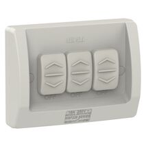 Weathershield
Switch
Flush, 3-Gang, 16AX, 250VAC, IP66 | Resistant Grey
