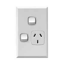 Excel - Vertical single powerpoint 1 gang 10A 240V a.c. with extra switch & safety shutters white
