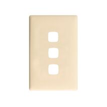 Linea Coverplate 3 gang runaway bride