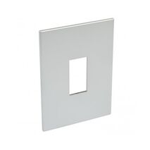 ARTEOR Square 1 Module Vertical Coverplate Soft Aluminium