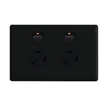 Linea Horizontal double powerpoint 2 gang 10A 240V a.c. with extra safety black