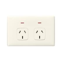 Linea Horizontal double powerpoint 2 gang 10A 240V a.c. autoswitch cream