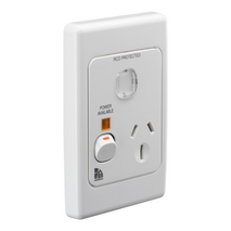 Medilec, Single Switch Socket Outlet, 250V, 15A, Vertical - White Electric