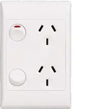 Socket Twin 10A Vertical Shutter Black