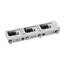Allen-Bradley 141A 01500 Busbar Support 3Pole with External Holes