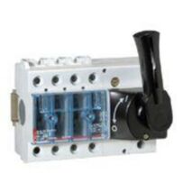 Vistop isolating switch 3 poles 63A with black front handle