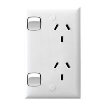 HPM Standard 10A Vertical Double Power Point White