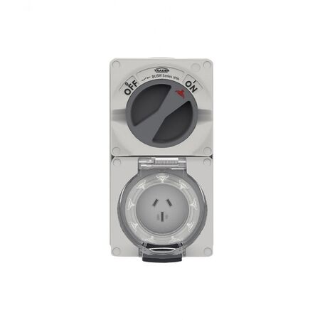 Buffalo -u00a0Combination Switched Socket IP66 15A 250V~ 3 Flat Pin  x1 - BUC315