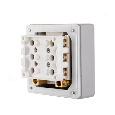 Isolation Switch 3 Pole 32A IP66