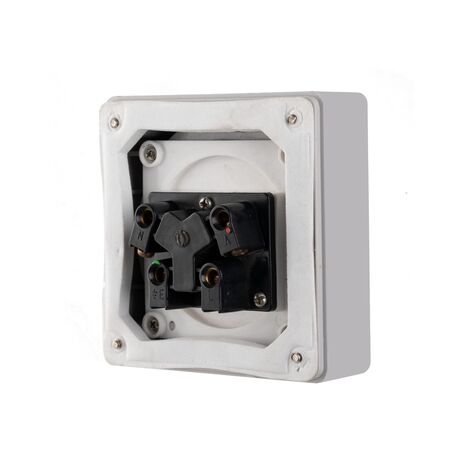 Three Phase Outlet Socket 3 Pin 10A IP66