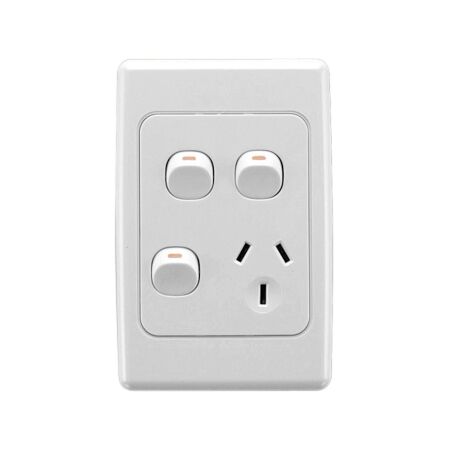 2000 Series
Single Switch Socket Outlet
250V, 10A, Vertical, 2 Removable Switch | White Electric