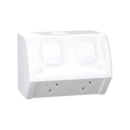 Weathershield
Socket
Twin, 15A, 250VAC, IP54 | Resistant Grey