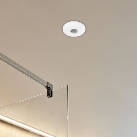 Brilliant White Techno-Scan Security Sensor with Remote