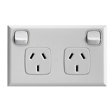 Excel - Horizontal double powerpoint 2 gang 10A 240V a.c. white