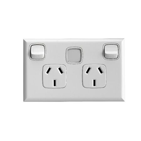 Excel - Horizontal double powerpoint with circuit Id 2 gang 10A 240V a.c. with clear circuit ID white