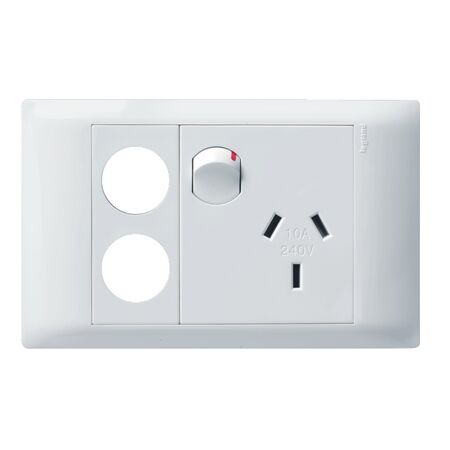 Excel Life - Common plate - Horizontal single powerpoint 1 gang 10A 240V a.c. with 2 extra holes white