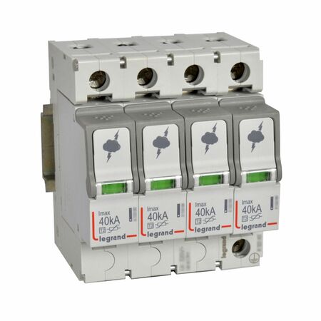 Surge protection device of sub distribution boards T2 - Imax: 40kA/pole Up:2.1kv Uc: 440V a.c. 4P with remote status monitoring - 4 module
