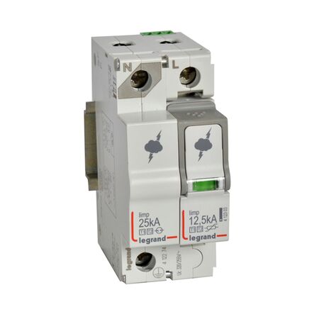 Surge protection device of main distribution boards T1+T2 - Imax: 60kA/pole Up: 1.5kv Uc: 320V a.c. 1P+N with remote status monitoring - 2 module
