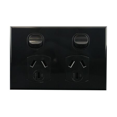 Double Power Point – 15A BLACK