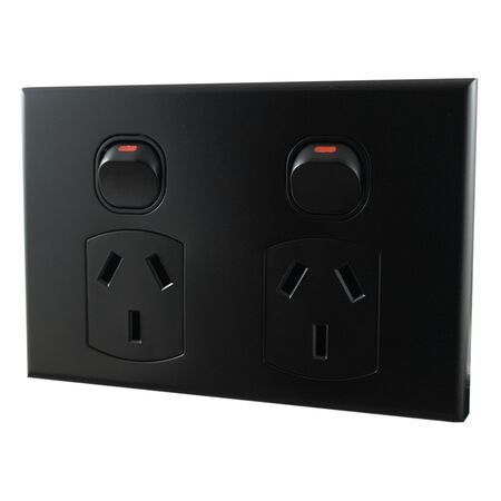 Double Power Point 10A 250V AC – MATTE BLACK