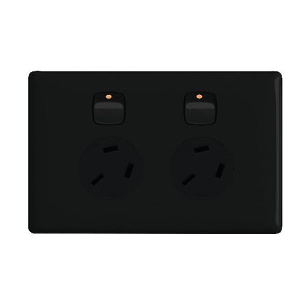 Linea Horizontal double powerpoint 2 gang 10A 240V a.c. with extra safety black
