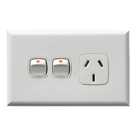 Excel - Horizontal single powerpoint 1 gang 15A 240V a.c. with extra switch white