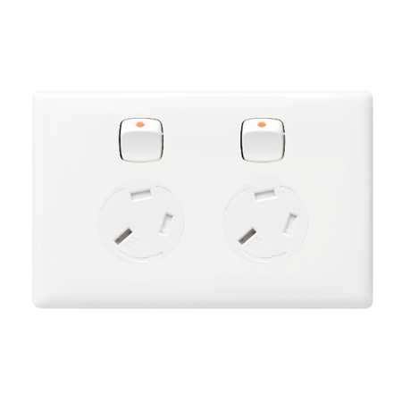 Linea - Horizontal double powerpoint 2 gang 10A 240V a.c. with extra safety white