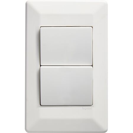 Como - Vertical Single Pole Double Throw - rocker Switch 2 gang 10A 240V a.c. white