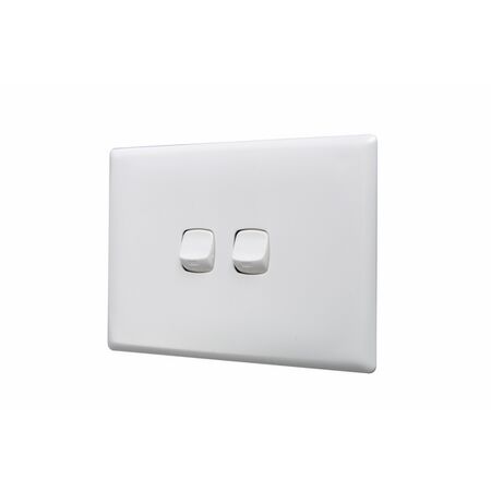 Linea - Horizontal rocker switch - Single Pole Double Throw - 2 gang 2 way 10A 240V a.c. white