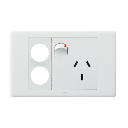 Excel Life 10A Horizontal Single Powerpoint with 2 x Extra Function Hole Gloss White