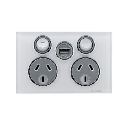 Saturn Series, Socket Outlet, Twin switched, Assembled, Single USB charger, Horizontal, 240 V, 10 A - Pure White