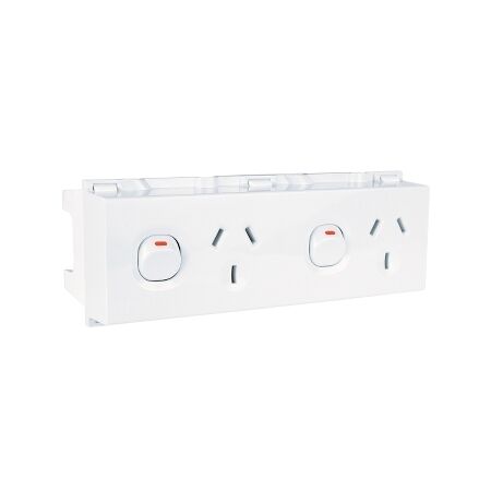 Clipsal - Max 4, Switched Socket outlet, DIN Mounted 2 Gang 10 A 250 V 3 pin 8 module double pole