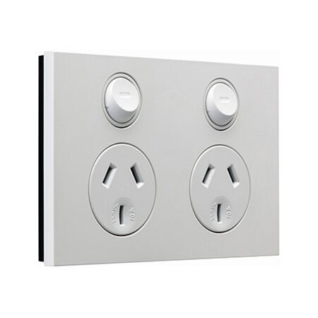 Saturn Zen, Double Power Point Cover, Horizontal Mount, 250V, 10A - Zen White