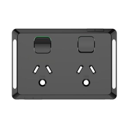 Pro Series, Twin Power Point Skin, Horizontal Mount, Round Earth, 250V, 10A, Clip-On - Black