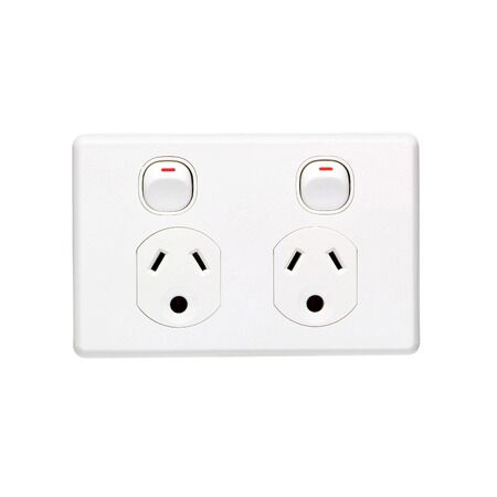 Classic C2000 Series, Switched Socket Outlet, Twin, 250V, 10A, Round Earth PIN for Lighting - Black