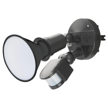 Sanders 1Lt PAR38 LED Flood Light with Sensor