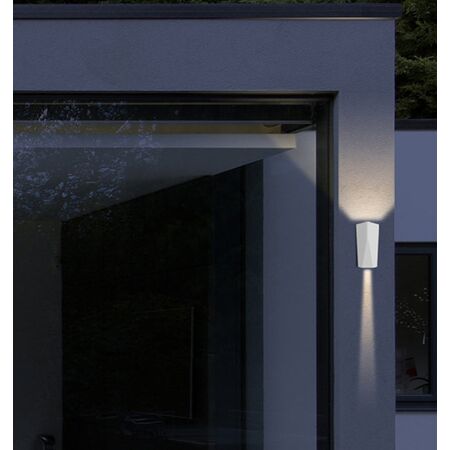 WALL S/M Up/Dn 11W WEDGE Wh 3K IP65 Alt Beam 550 Lm