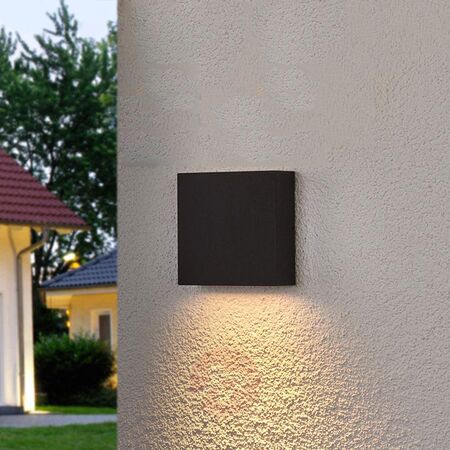 PILLAR FIXED 12V 3W SQ Blk 3K IP65 Flush Mount 300 Lm