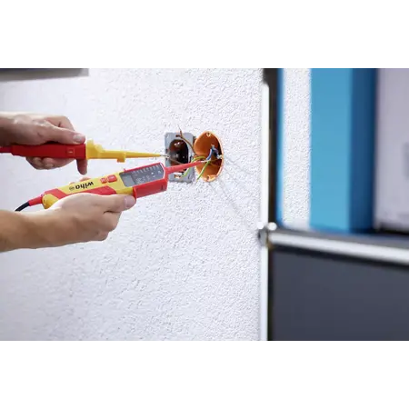 Voltage and continuity tester eMobility 12 – 1,000 V AC, CAT IV 12 - 1000 | 12 - 1500