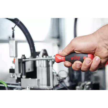 Screwdriver with interchangeable blade set SYSTEM 6