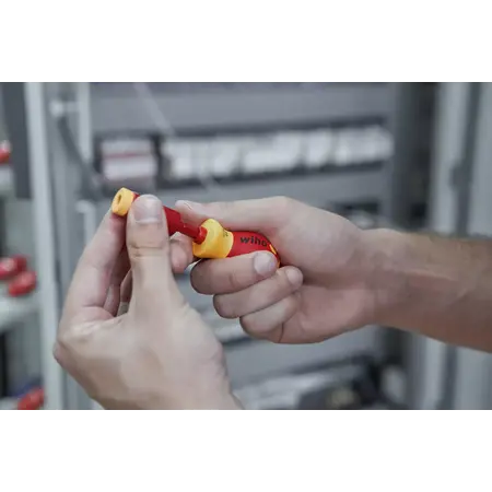 Screwdriver with bit holder set slimVario® electric