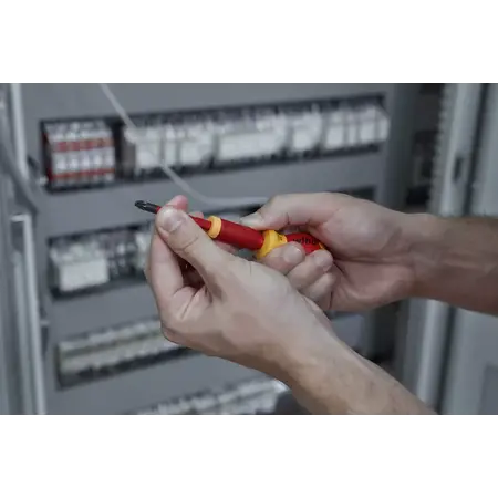 Screwdriver with bit holder set slimVario® electric