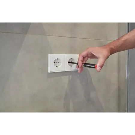 Voltage tester 150-250 volts Yes | 3.0 mm | 17 mm