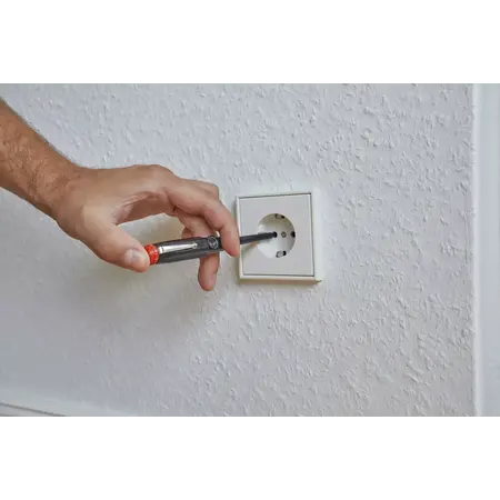 Voltage tester 150-250 volts Yes | 3.0 mm | 17 mm