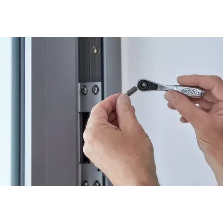 Bit ratchet 90 mm with thumb wheel 1/4" | 90 mm