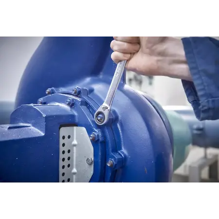 Ring ratchet open-ended spanner set