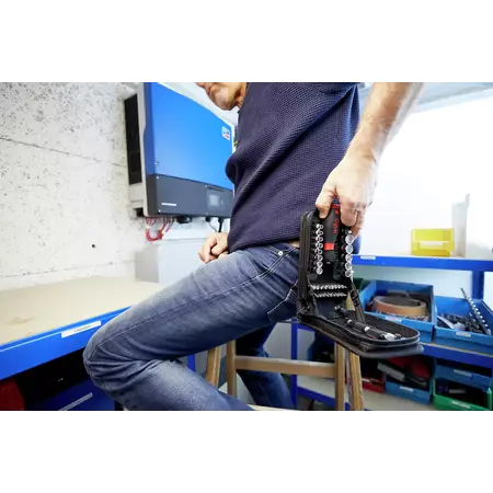 Nut driver and bit set 1/4"